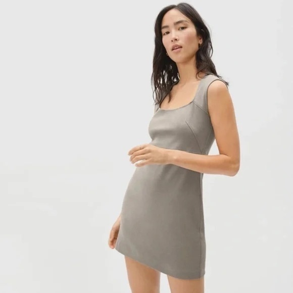 Everlane Dresses & Skirts - NWOT Everlane The 90's Mini Dress in Taupe/Mushroom Size Medium